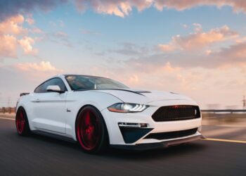 This Is How Hybrid Cars Really Work